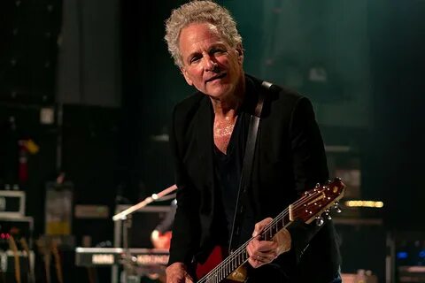 Fleetwood Mac’s Lindsey Buckingham Releases New Single After