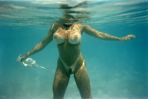 Сиськи в воде (68 фото) - Порно фото голых девушек