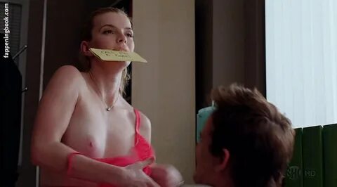 Betty Gilpin Nude, The Fappening - Photo #79145 - FappeningB
