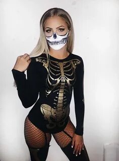 Skeleton makeup ideas for Halloween - half skeleton makeup, 