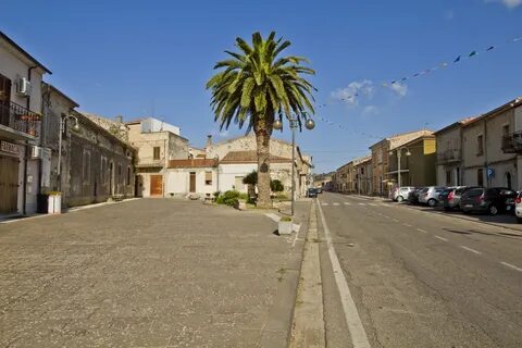 File:Via Carlo Felice, Torralba SS, Sardinia, Italy - panora