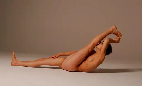 Brunette Ellen doing naked yoga - Photo #69