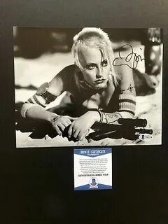 Лори Петти, с автографом, подписанная 8x10 фото Беккет бас с
