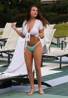 Kendra Rowe Bikini Clicks In Feb 2019