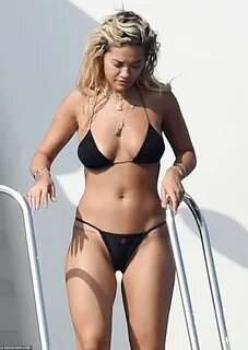 Rita Ora bốc lửa với bikini gợi cảm - Người đẹp - Việt Giải 