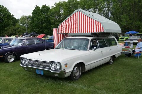 File:65 Dodge Polara with Camp'Otel Car Camper Set (89378457