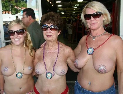 Apple doesn't fall far from the tree (nudist mother and daug