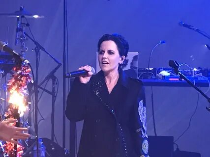 Watch Dolores O’Riordan Sing Cranberries Hits In Her Final P