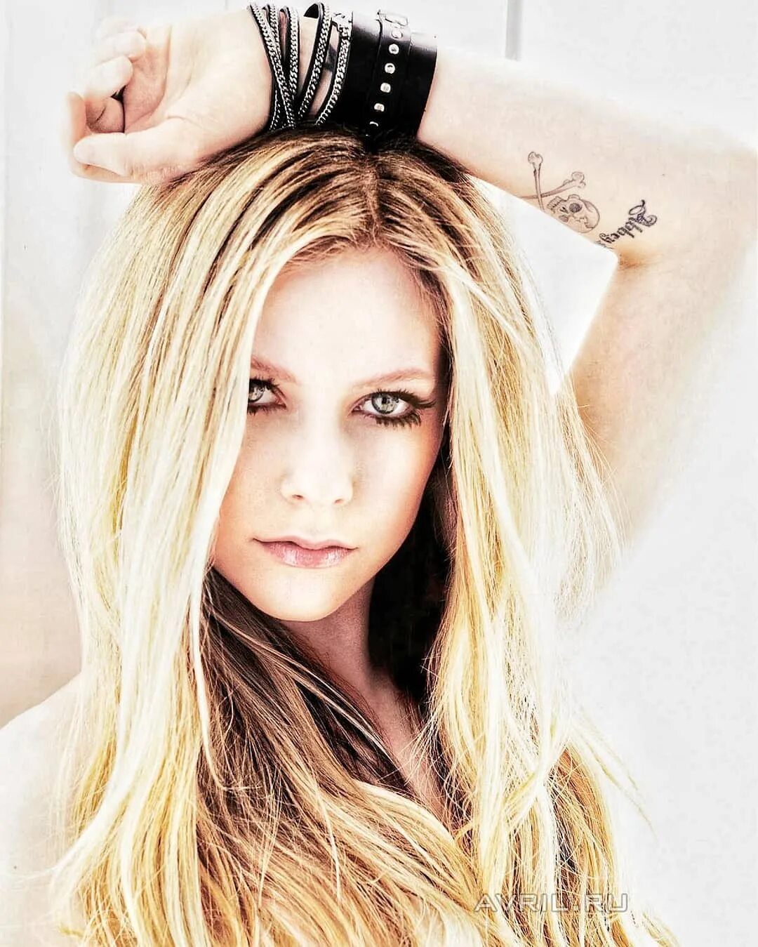 🌟 Avril Lavigne FANPAGE 🌟 в Instagram: "⭐ Tags ⭐ * * * * @avrillavig...