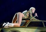 Miley Cyrus, концерт в Нью-Йорке " Знаменитые люди: звезды, 