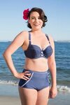 Best-Swimsuits-for-Large-Bust-36 - Swimswing Best swimsuits,