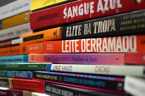 Reading Brazil Digitally and in Translation 