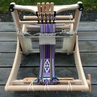 Band weaving on my Louet Erica loom, new opportunities! Tabl