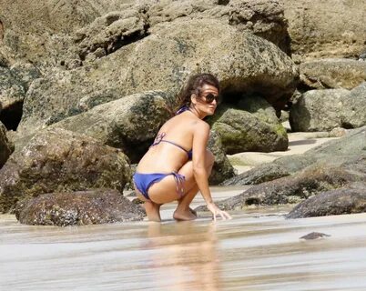 Monica Cruz in Bikini 2017 -02 GotCeleb