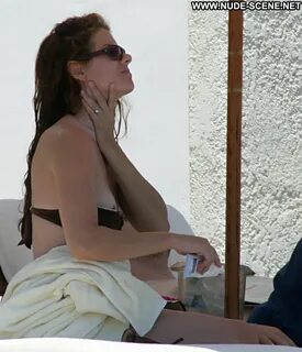 Debra Messing Celebrity Beach Posing Hot Nude Scene Bikini N