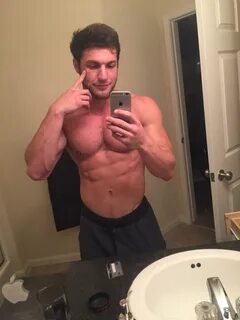 Brandon Cody в Твиттере: "Idk why I'm doing this! But come b