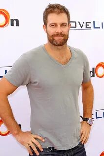 Pictures of Geoff Stults - Pictures Of Celebrities