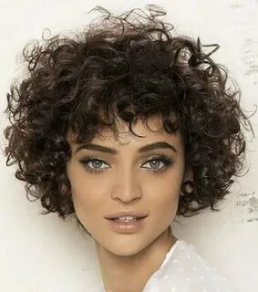 30 Trendy Curly Bob Haircuts and Hair Colors for Women - Pag