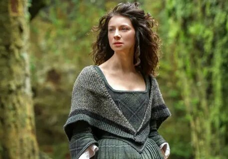 Outlander Star Caitriona Balfe Offers Fans A Sneak Peek At S