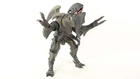 NECA Toys Mutavore Deluxe Pacific Rim Kaiju Movie Toy Action