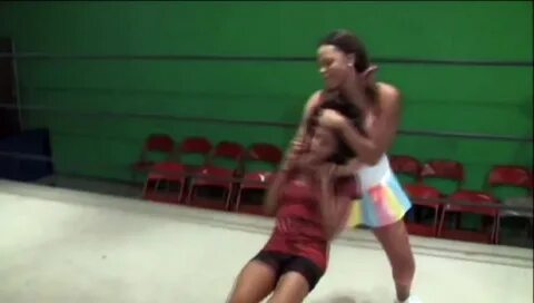 Female Wrestling Choke Hold - Kralav Online