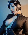 Catwoman Cosplay by JennVanDamsel - 9GAG