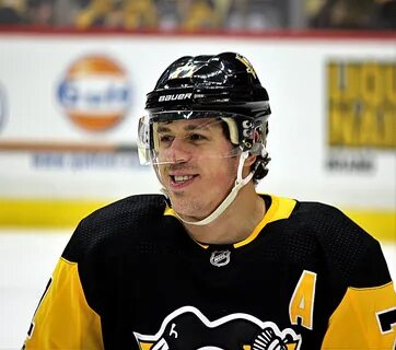 File:Evgeni Malkin 2017-12-09 17856 (2).jpg - Wikimedia Comm