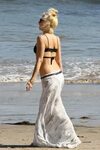 Gwen Stefani's Pictures. Hotness Rating = Unrated