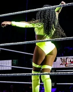 Naomi. 