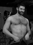 Shirtless men гифки, анимированные GIF изображения shirtless