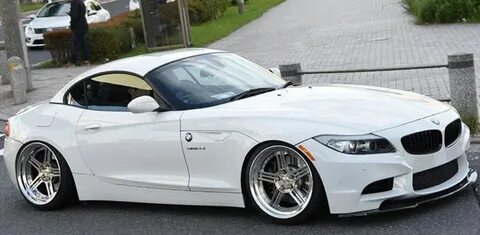 Bmw z4 E89 .modified .tuning. lowered. wheels. front lip Bmw