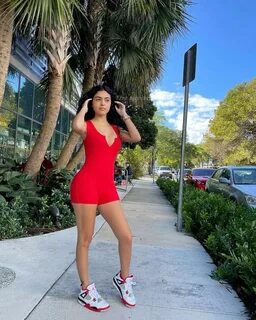 Malu Trevejo Sexy (108 Photos) #TheFappening