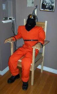Halloween Machinations: Animated Electric Chair prop Ironcla