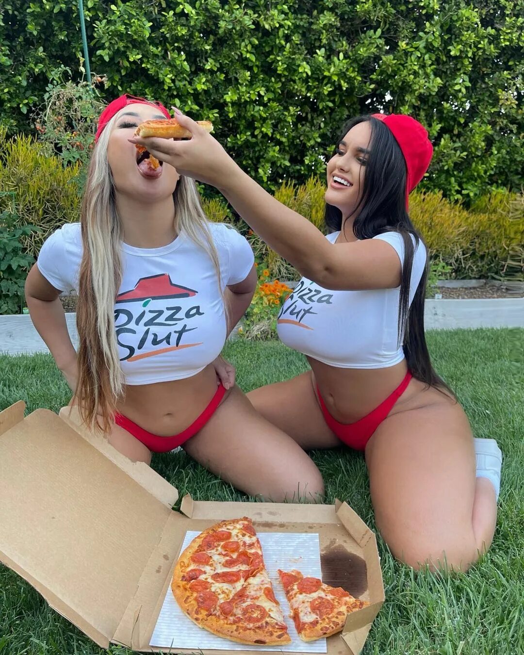 Alexas Morgan в Instagram : "If we deliver your pizza, w...