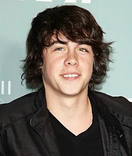 Munro Chambers, so cute! Munro chambers, Munro, Justin kelly