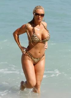 Nicole Coco Austin Pictures. Hotness Rating = Unrated