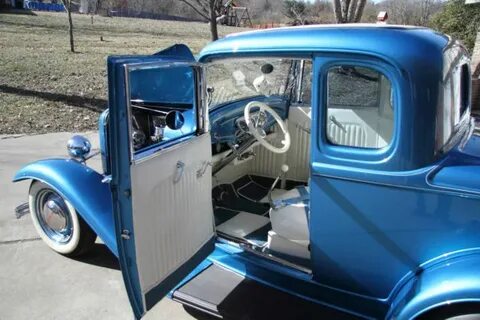 1932 Ford 5 Window Coupe, Fiberglass Fenders, Steel Body, Tr