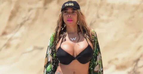 Wendy Williams Shows Incredible Weight Loss In A Little Biki