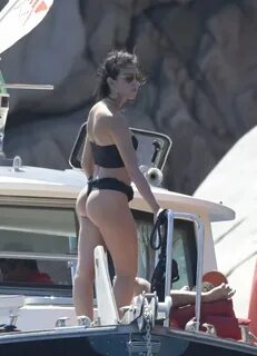 Georgina Rodriguez Hot Butt Pics - Celebs Porno