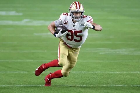 Video: George Kittle Heads to Locker Room With Possible Knee