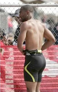 Male Celebrity Saggers (welcome to my eyes): TYSON GAY