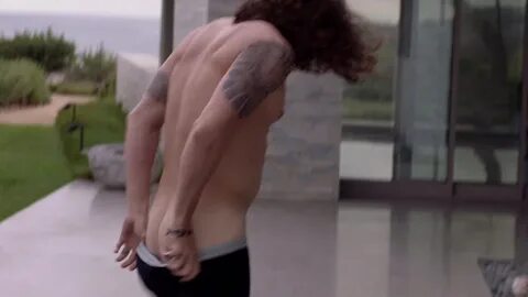 ausCAPS: Ben Robson nude in Animal Kingdom 3-13 "The Hyenas"