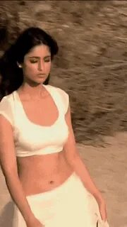 Hot Indian Actress Walking GIF - Hot Indian Actress Walking 