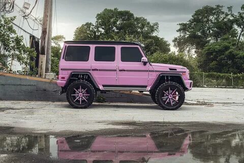 Pink Mercedes G-Class 4 × 4 Squared Is All About Girl Power 