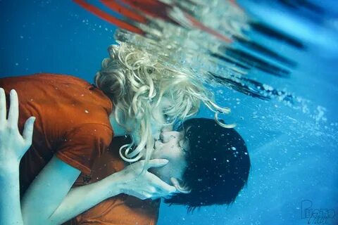 Percabeth UnderwaterKiss - Percy Jackson by CosplaySymphony 