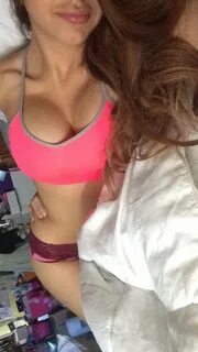 Girls In Sports Bras - Barnorama