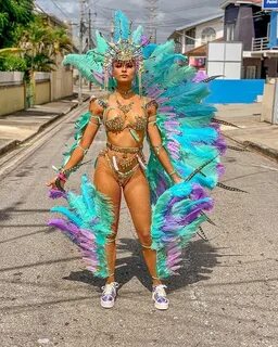 Carnival in St. Vincent & the Grenadines 🇻 🇨 🇻 🇨 👑 @audrey_8