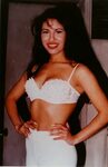donde también? (With images) Selena quintanilla outfits, Sel