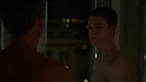 ausCAPS: Cameron Monaghan and Harry Hamlin nude in Shameless