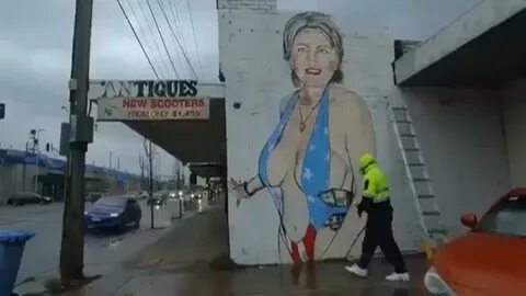 Hillary in a bikini, then a head scarf Reuters Video